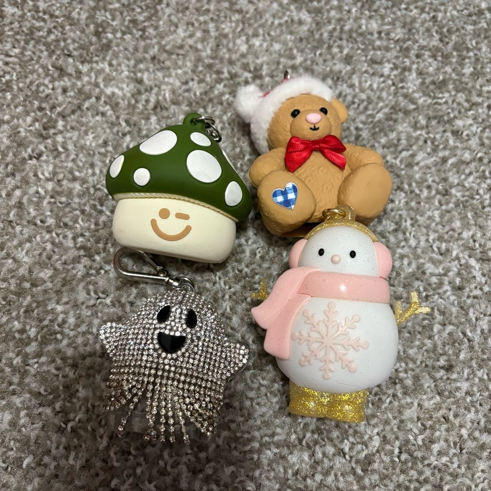 Bath & Body Works Pocketbac Hand Sanitizer Holders Set